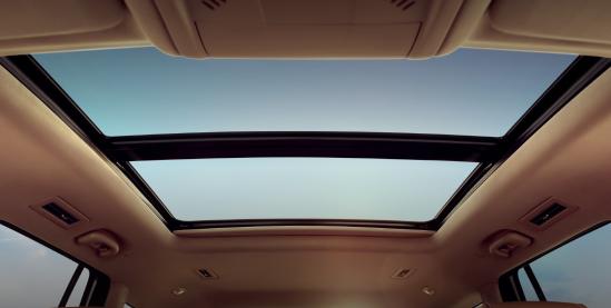 林肯航海家2.0t和凯迪拉克xt5对比,凯迪拉克xt52.8t四驱豪华落地价