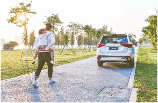 城市奶爸正确用车姿势,奶爸车上车要领