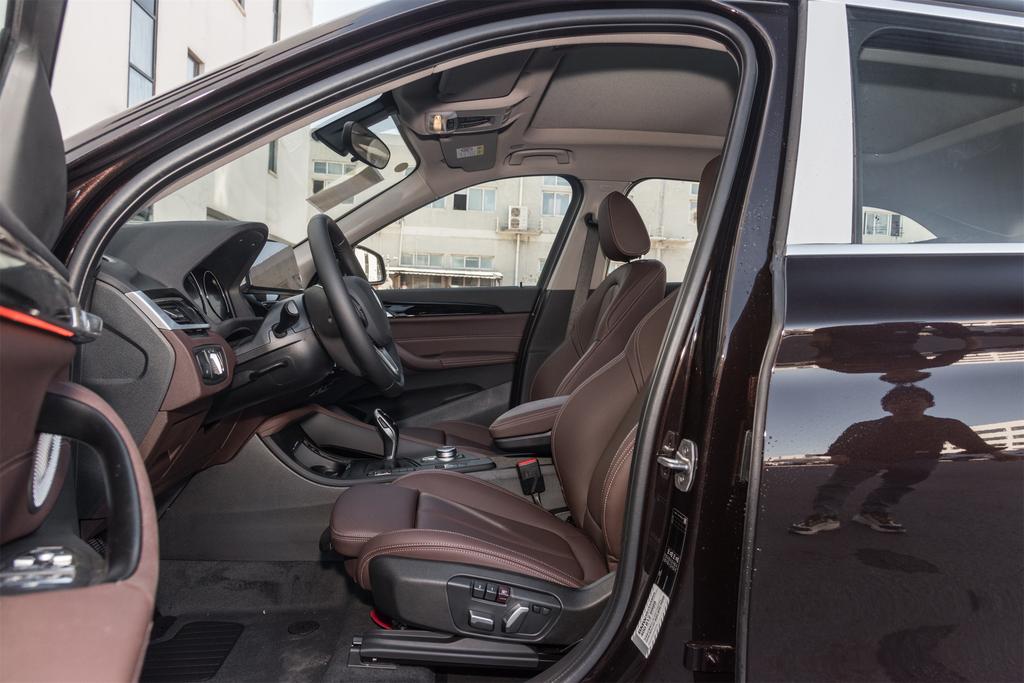 宝马x1零首付活动,宝马x1清仓降10万元