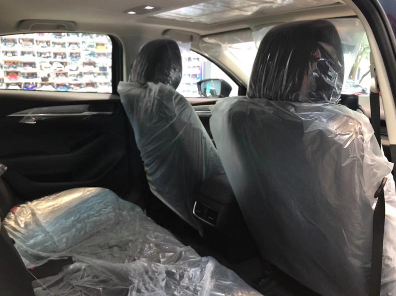 阿特兹尊崇与运动区别内饰质感,阿特兹2.0蓝天豪华内饰讲解