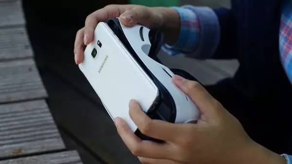 三星gearvr教程,智爱玩机