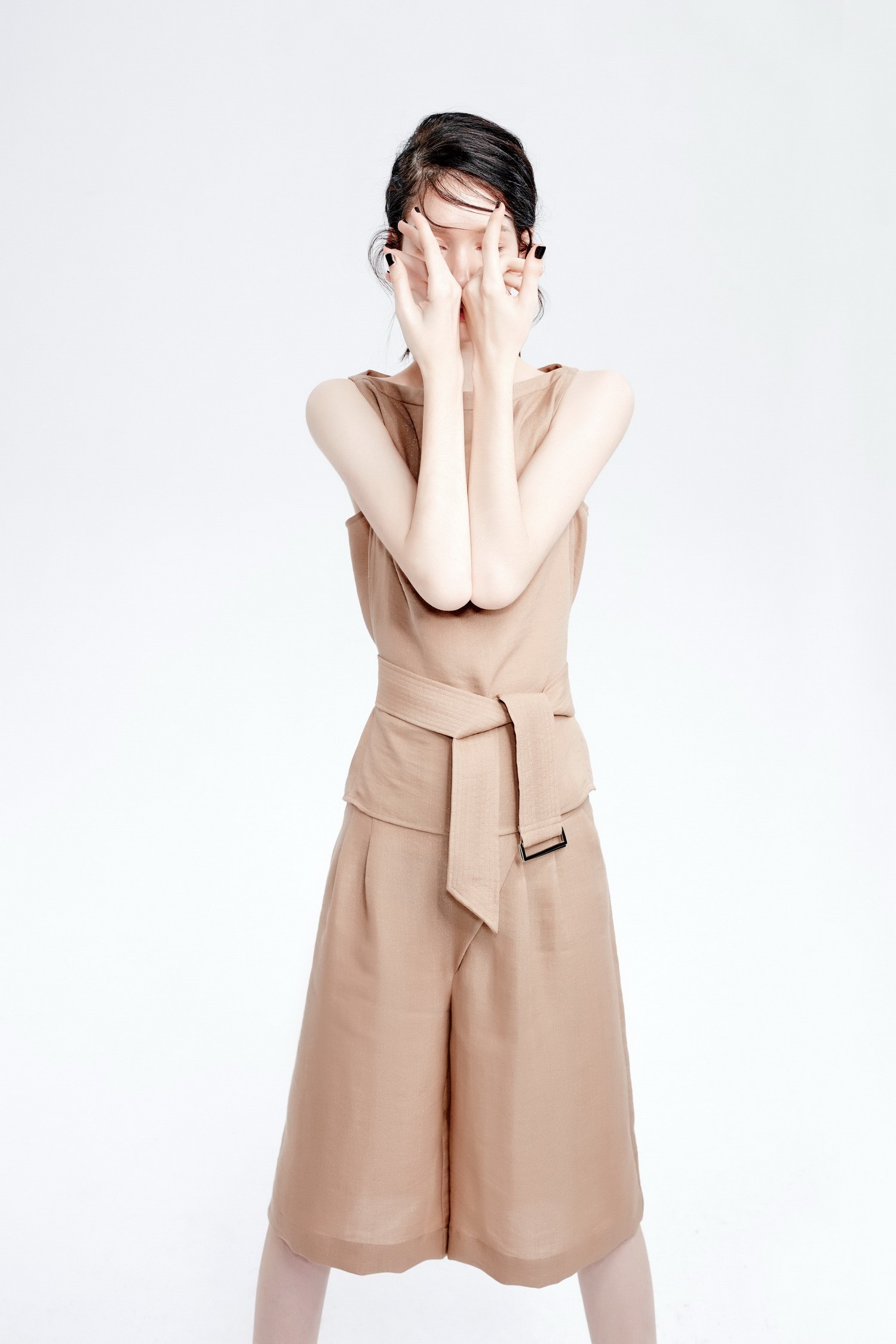 不用花钱又好看的穿搭,在各个时装周的穿搭