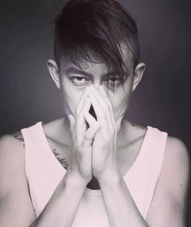 最近流行的ins是什么,最近很流行的ins