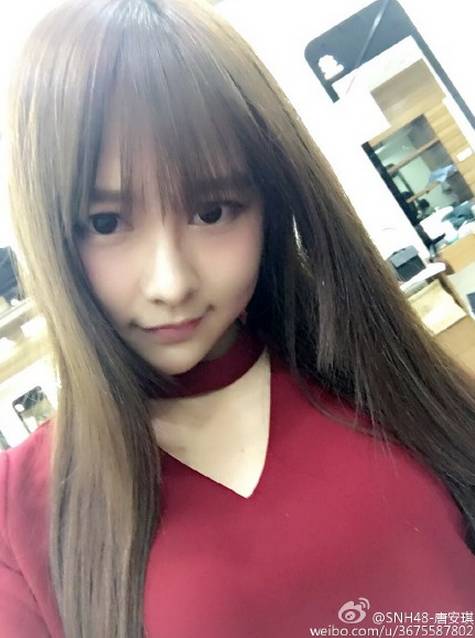 穿*袜丝**和羽绒服千万远离它!美少女明星瞬间变“火人”