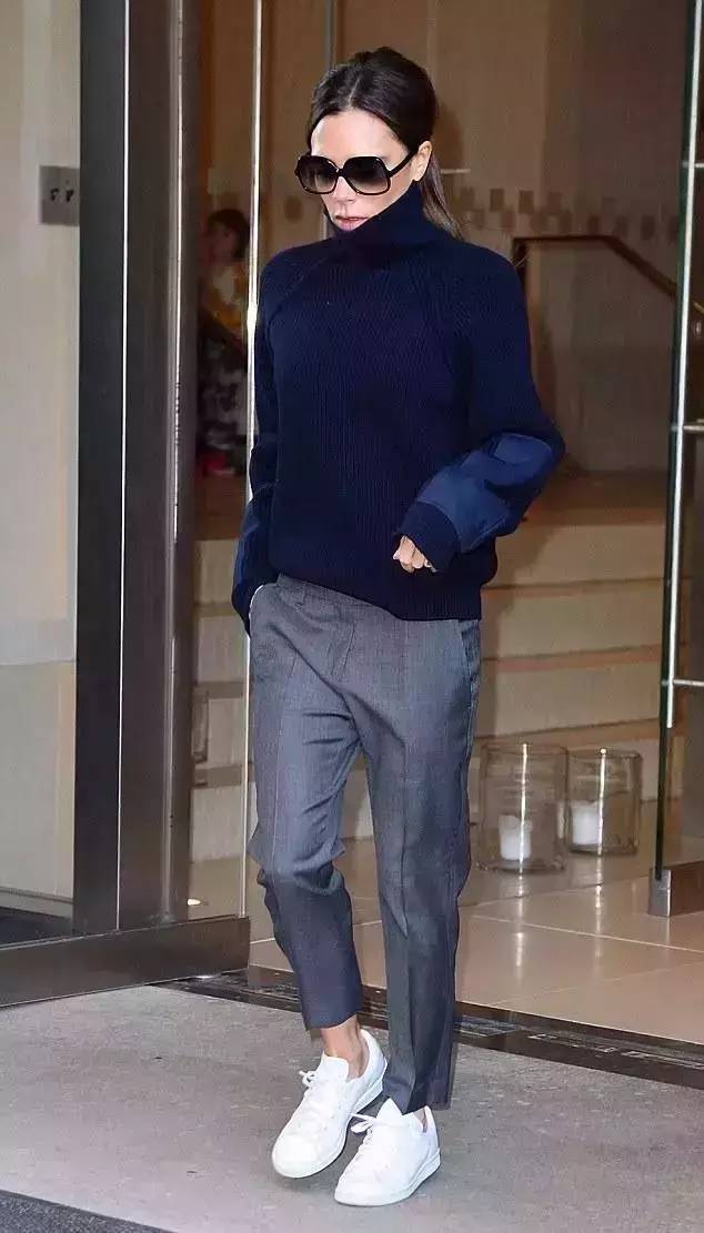 现在有什么夏天穿的好看的小白鞋 (有什么好看的百搭小白鞋)