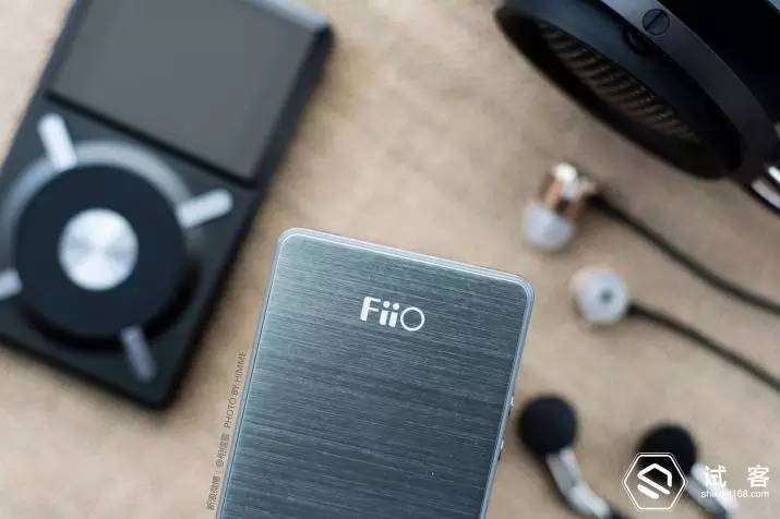 飞傲x3三代视频评测,飞傲x3一代和二代对比