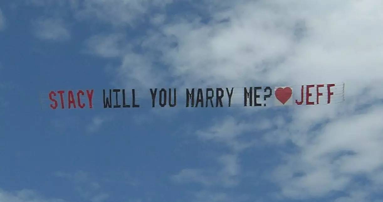 请求大家帮忙支招,求婚的100种方式合集