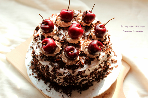 那滋味德国经典黑森林蛋糕,吃黑森林蛋糕完整版