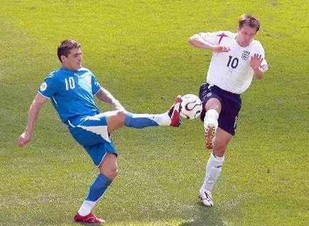 必看的足球运动员纪录片,经常看足球比赛有什么好处