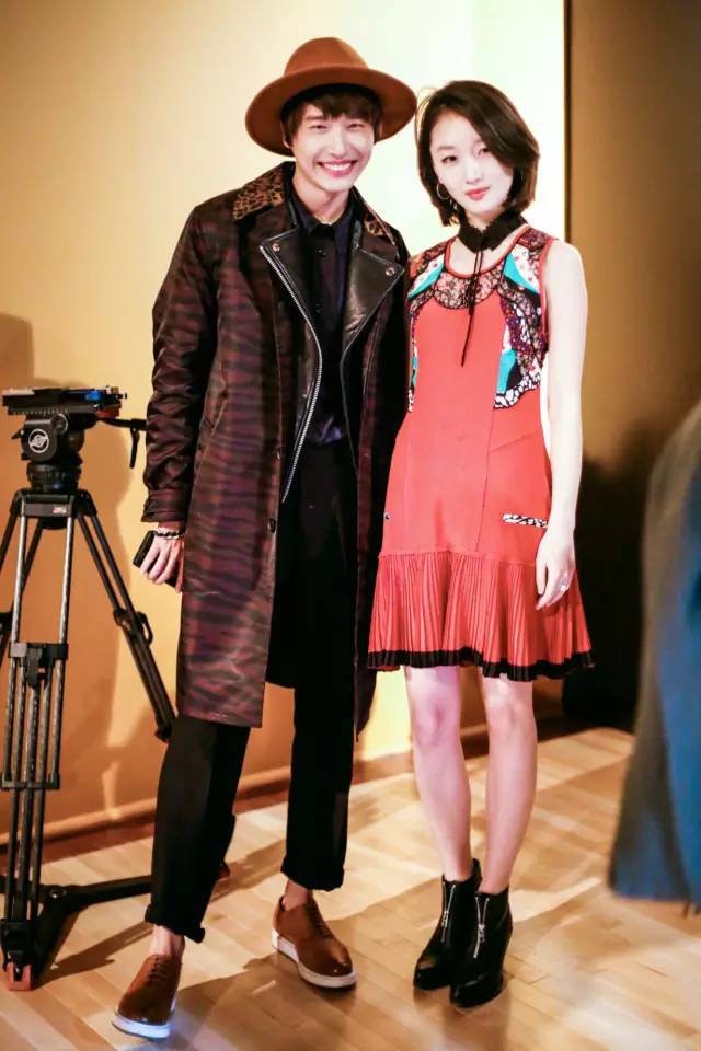 日常怎么穿才有时装周的感觉,时装周穿搭卡点