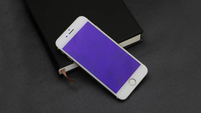 买手机钢化膜送的液体是什么,手机钢化膜防蓝光和高清膜的区别