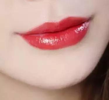 男朋友说要送我100支口红,男朋友送女朋友什么口红好