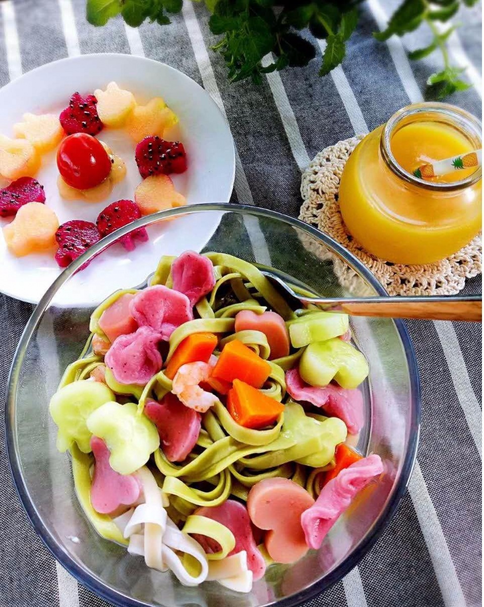 让吃货来了不走的地方,居然是一家汽车4S店!