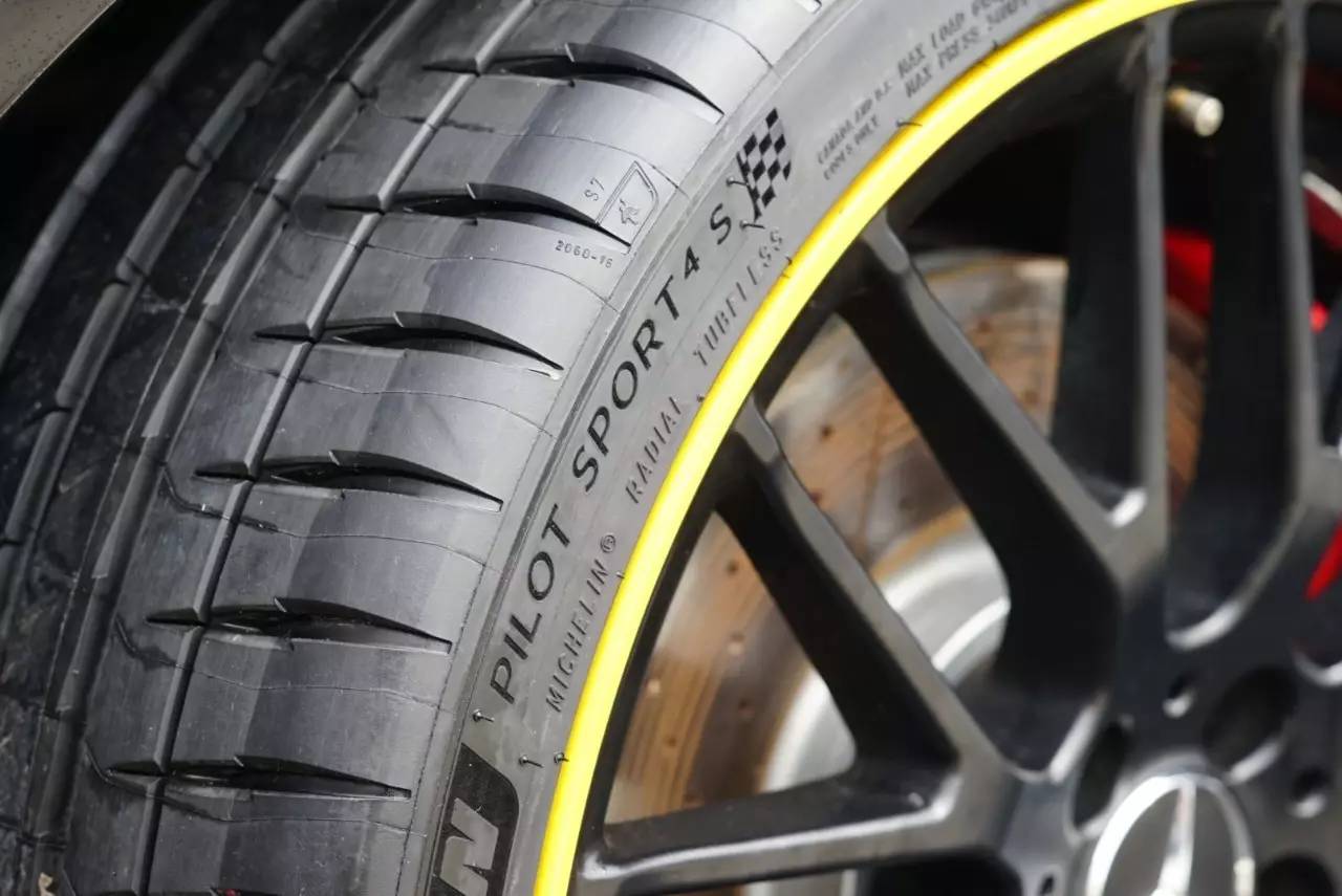 怎么学赛车驾照,获得赛车驾照有什么优势