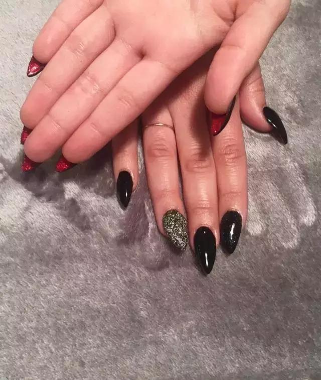 看到这个颜色我就想花钱