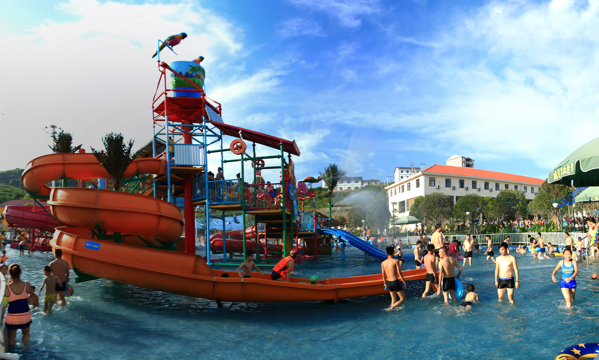 水上乐园夏日清爽视频,水上乐园清凉一夏全场畅玩