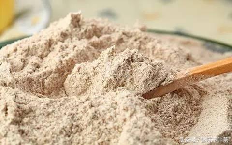 全麦粉为何被评为十大好谷物,黑全麦粉的营养表