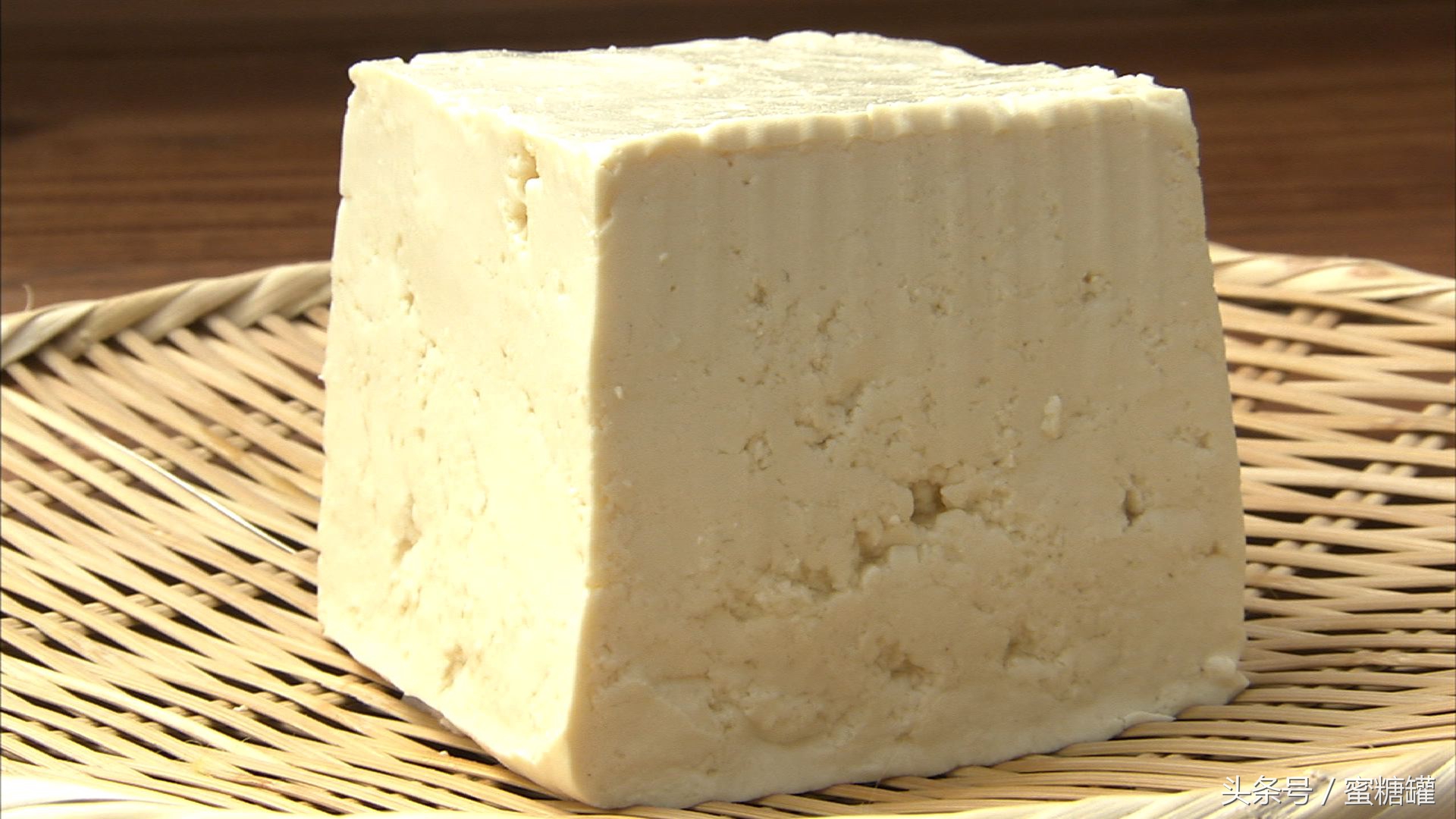 添加辅食过敏了脸上红疙瘩咋办,牛奶蛋白过敏如何添加辅食