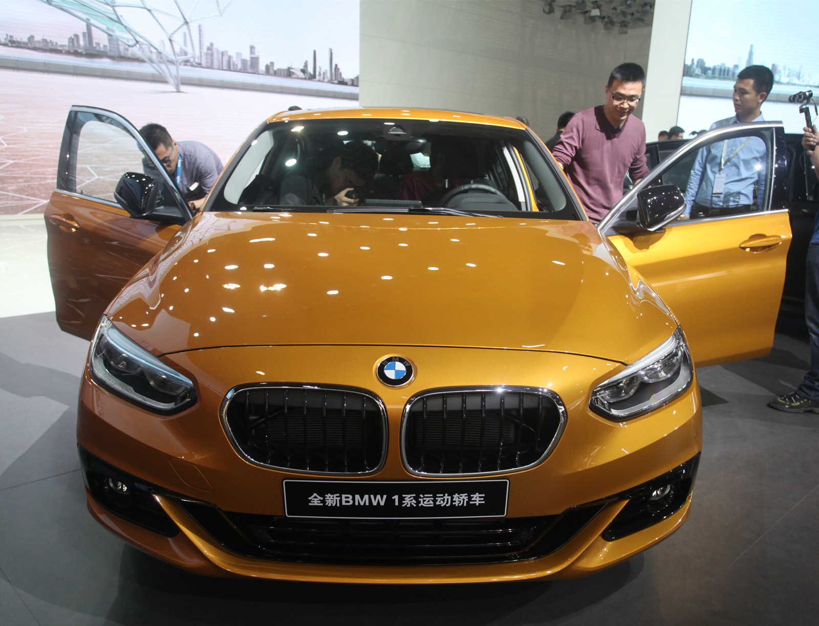 奔驰宝马共享出行,共享汽车有宝马奔驰吗