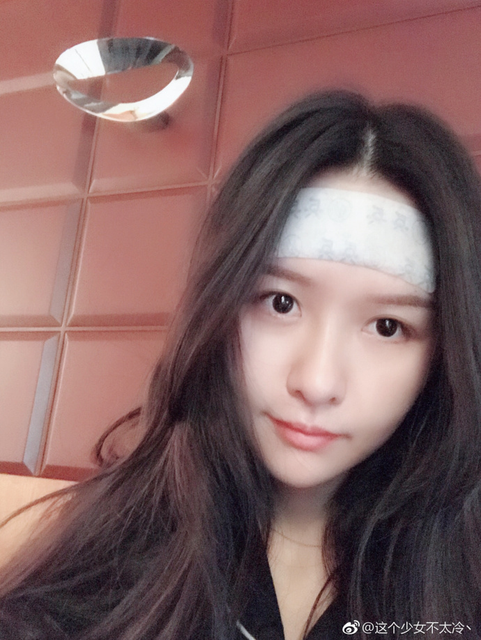 斗鱼阿冷素颜直播事件,斗鱼主播阿冷我在景德镇等你