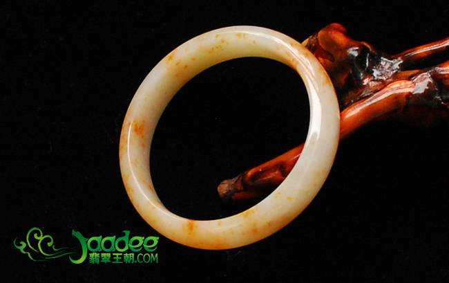 蓝底飘花有意境的翡翠手镯,通透贵气翡翠手镯