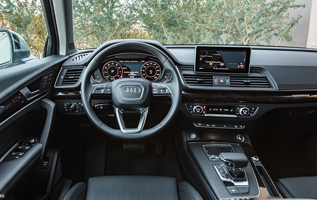 奥迪全新q5l大七座空间,奥迪Q5最新大改款