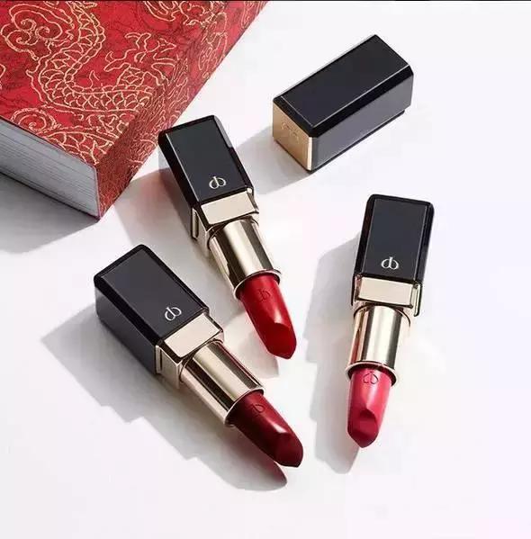 男朋友说要送我100支口红,男朋友送女朋友什么口红好