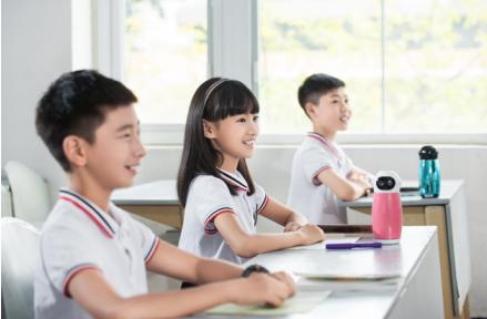 工作再忙也别忘多陪陪孩子,工作再忙也要收拾好心情接孩子