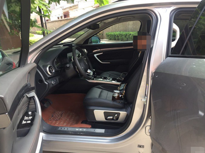 花了20万买了长城欧拉,花12万买长城的vv7划算吗二手的