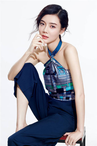 与山西首富离婚，母亲国家一级演员，整容过度今无人敢娶无戏可演