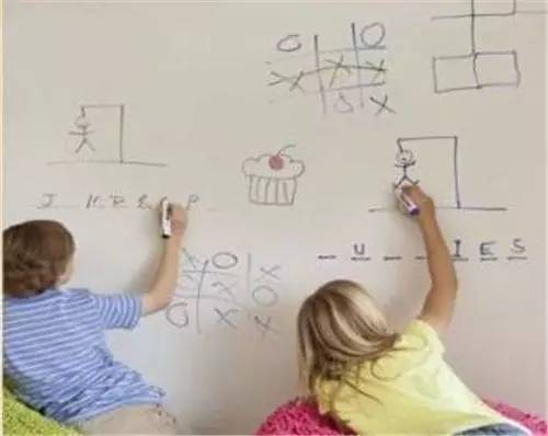 家里墙面被孩子乱涂乱画怎么清洁,熊孩子乱涂乱画怎么办