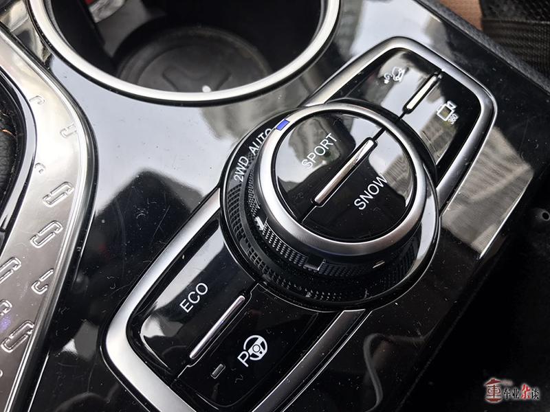 长安cs95近期油耗试驾视频,17款长安cs95两驱2.0油耗