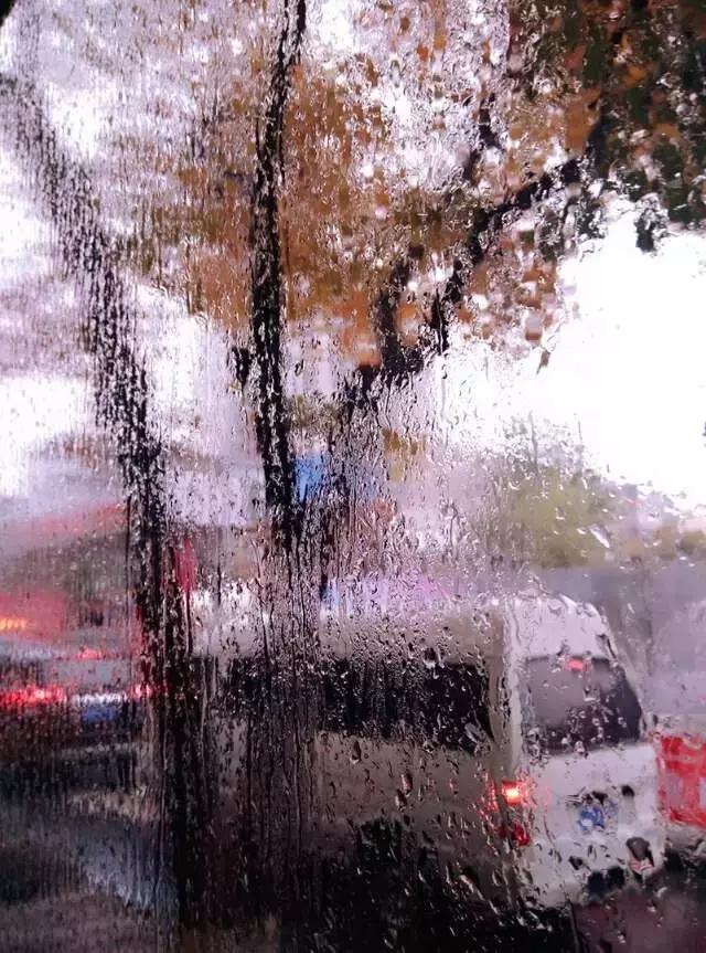 技巧：难得“糊”图，看不清楚也动人