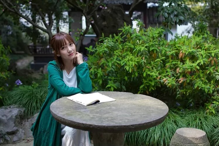 我喜欢你,不问缘由,你在的地方,于我阳光明媚!