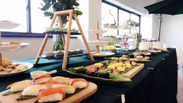 让吃货来了不走的地方,居然是一家汽车4S店!