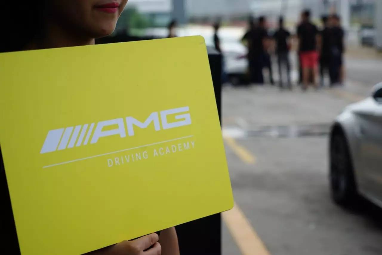 怎么学赛车驾照,获得赛车驾照有什么优势