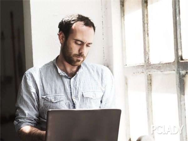 闷骚男的几个行为特点说的真准,闷骚男的五大特征有哪些