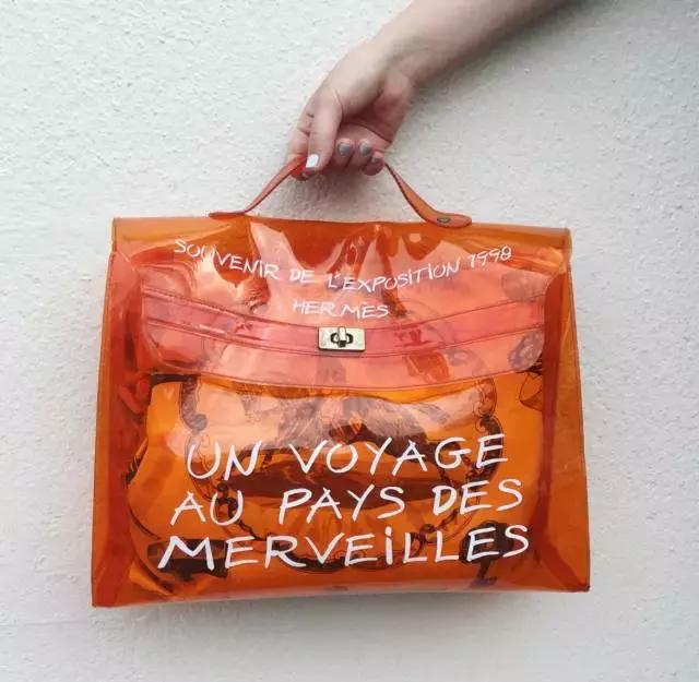 看到这个颜色我就想花钱