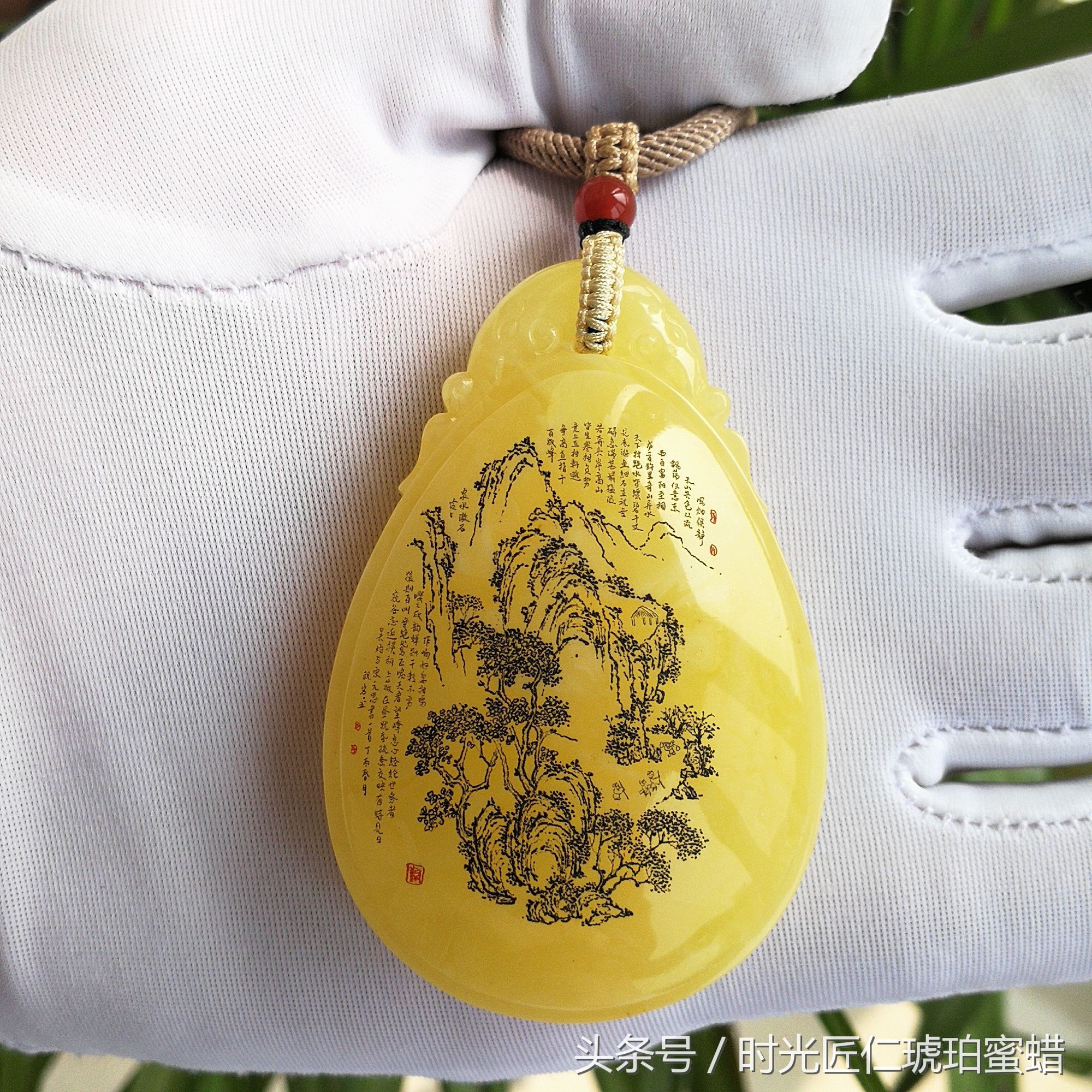 鉴别琥珀真假最简单直接的方法,中东蓝精灵琥珀怎么区别真假