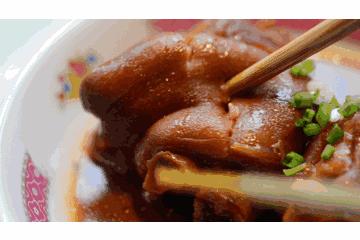 火遍全香港的车仔面终于登陆北京,连嘻哈侠第一站都要来这里!