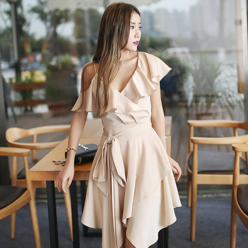 肩膀比较宽怎么穿衣服,肩膀宽女生冬天怎么穿衣服好看