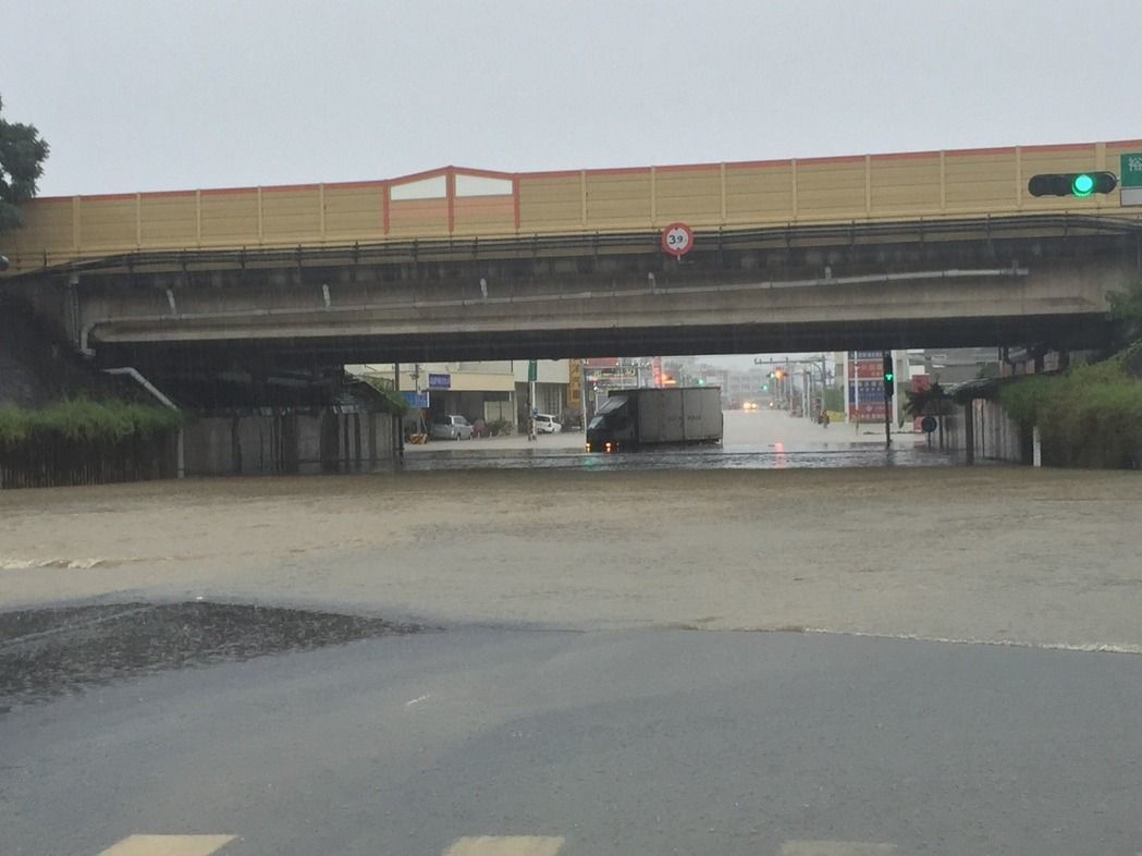 除“国昌假哭”、“世芳扯铃”台湾这些爆笑新词你可能还不知道