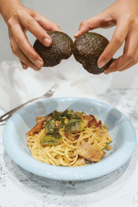 连送3日奶茶！吃饭要先买船票？这家港味餐厅竟然承包了整个码头