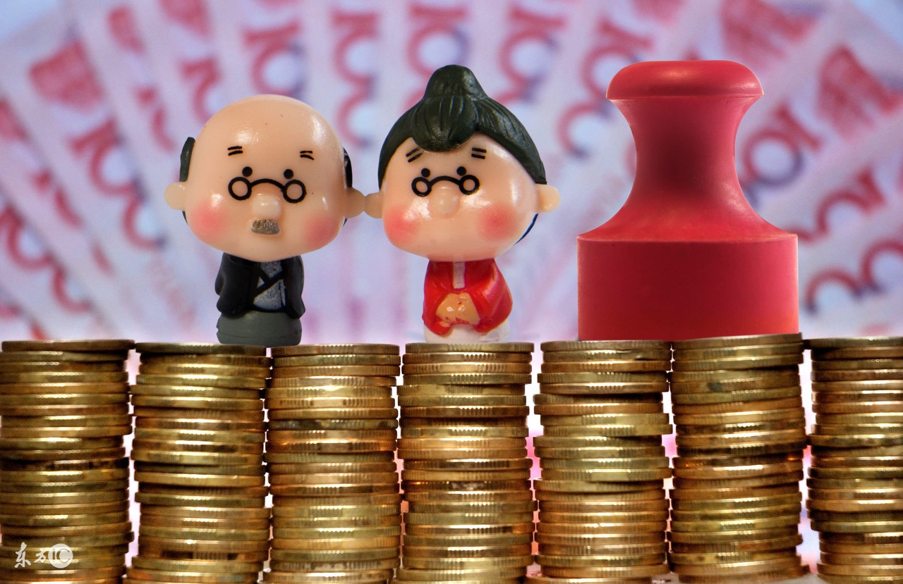 全额缴纳五险一金还可以拿多少,现在交五险一金15年每月领多少钱