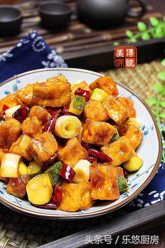 下饭豆腐做法,豆腐鸡蛋下饭的做法