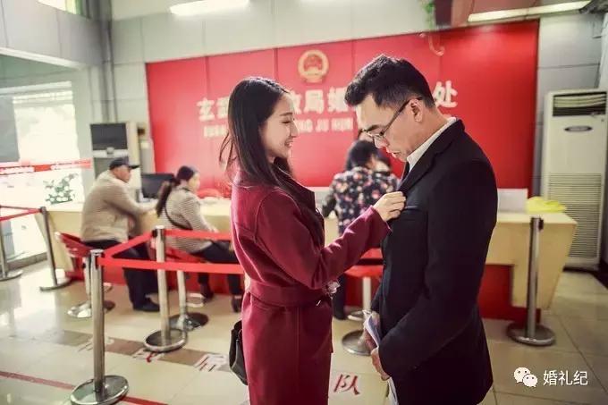 七夕穿什么衣服领证,第一次领证的时候应该穿什么