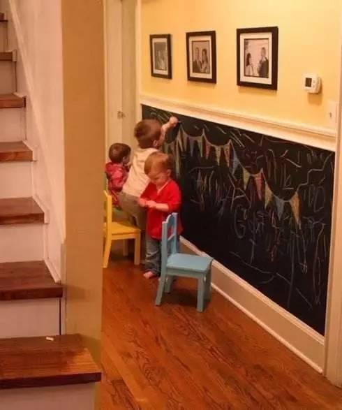 家里墙面被孩子乱涂乱画怎么清洁,熊孩子乱涂乱画怎么办