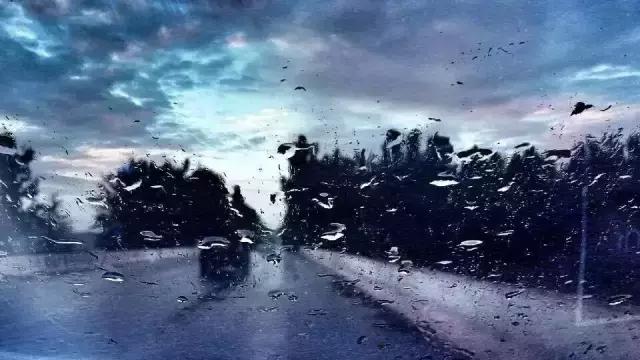 技巧：难得“糊”图，看不清楚也动人