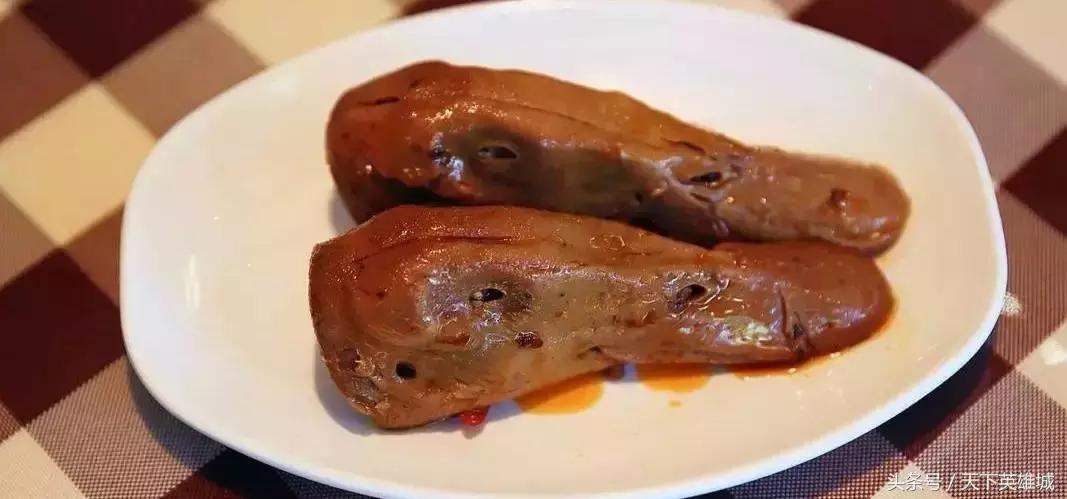 江西正宗鸭做法,活鸭的正宗熬制方法