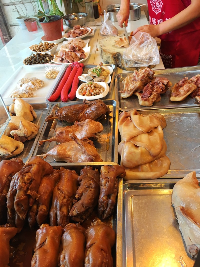 好吃不过卤味配小酒：泰兴张胖子卤菜、妯娌熟食、绝对卤味等等